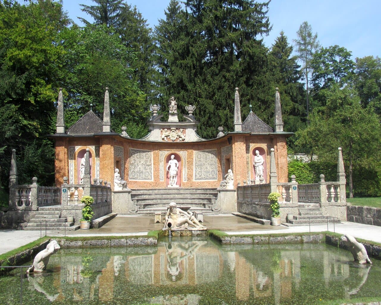 Hellbrunn Palace
